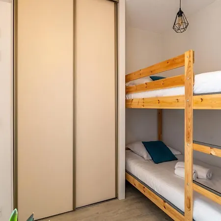 Alienor - Plein Coeur Darcachon * Αρασόν